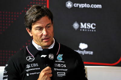 BREAKING NEWS: Mercedes F1 Chief TOto wolff S…read more.