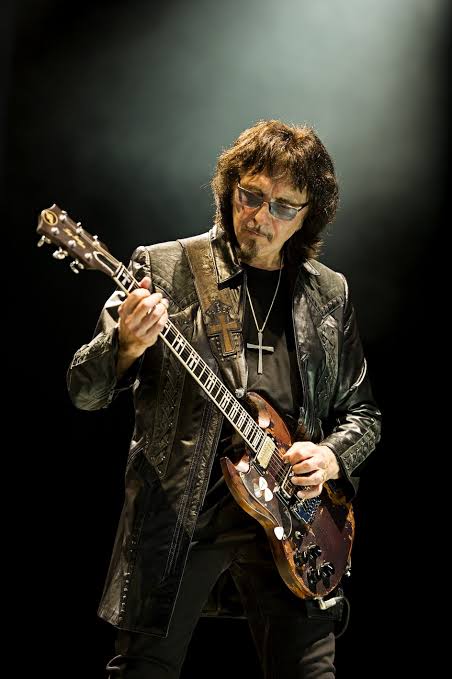BREAKING NEWS:Black Sabbath guitarist Tony Iommi B…read more.