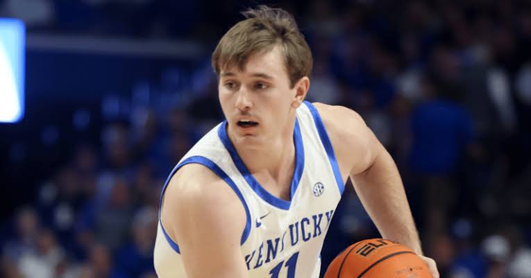 BREAKING:Kentucky Wildcats fans received great news as standout guard Travis Perry confirmed he will be returning after…read more.