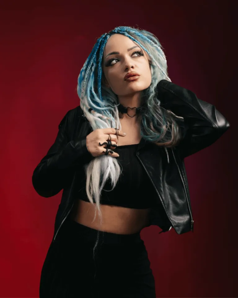 🎤🔥 Julia Elenoir has unveiled … read more. 🔥🎤