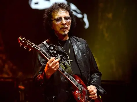 BREAKING: Black Sabbath Guitarist Tony Iommi has officially S… Read more. 