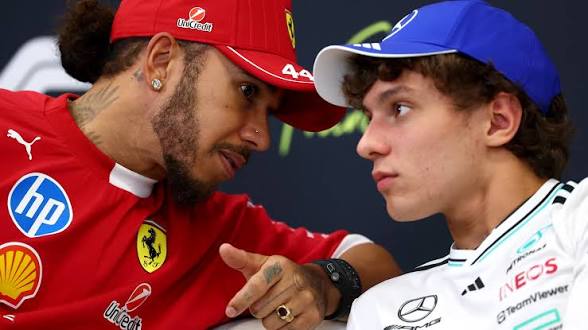 BREAKING: 19-Year-Old Sensation Shocks F1 in China as Hamilton Finally Delivers…read details below 👇